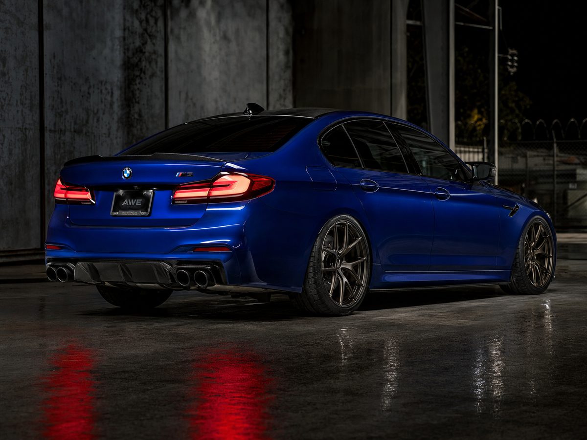 丝瓜视频 BMW M5改装视频